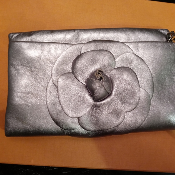 Chanel clutch - Picture 6 of 6